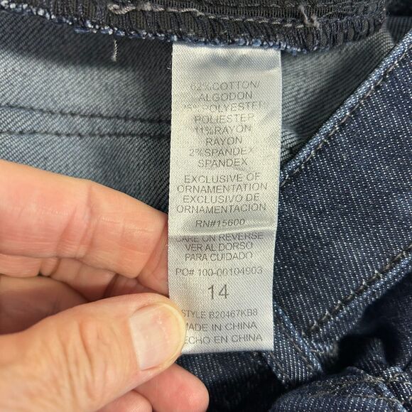 Democracy Blue Med-Dark Wash Mid-Rise Ab-Solution Raw Hem Cropped Jeans Size 14 - Picture 10 of 15